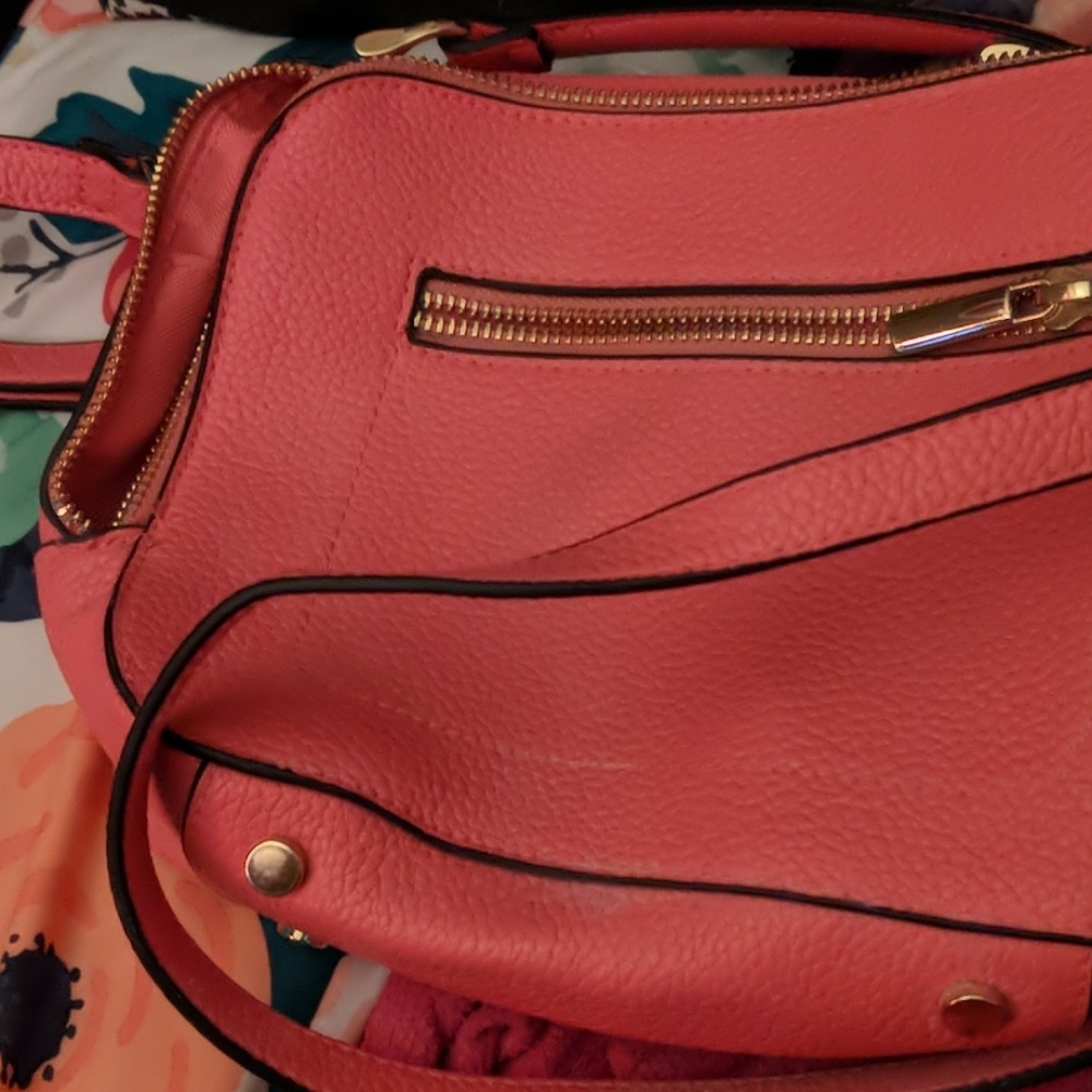 Coral crossbody